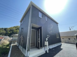 2階建て4ＬＤＫ新築戸建